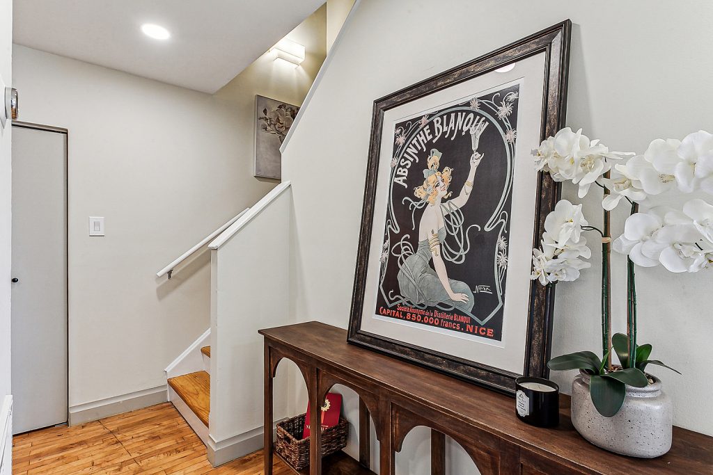 Stairway access to loft bedroom - Cotton Mill mid term rental New Orleans
