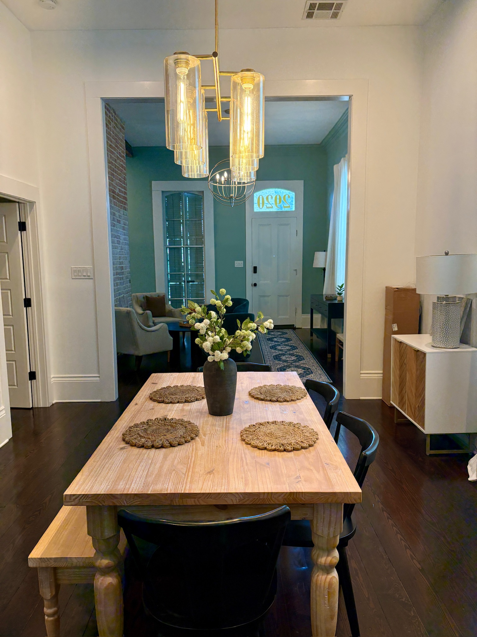 Irish Channel 2 Bedroom Home with Yard