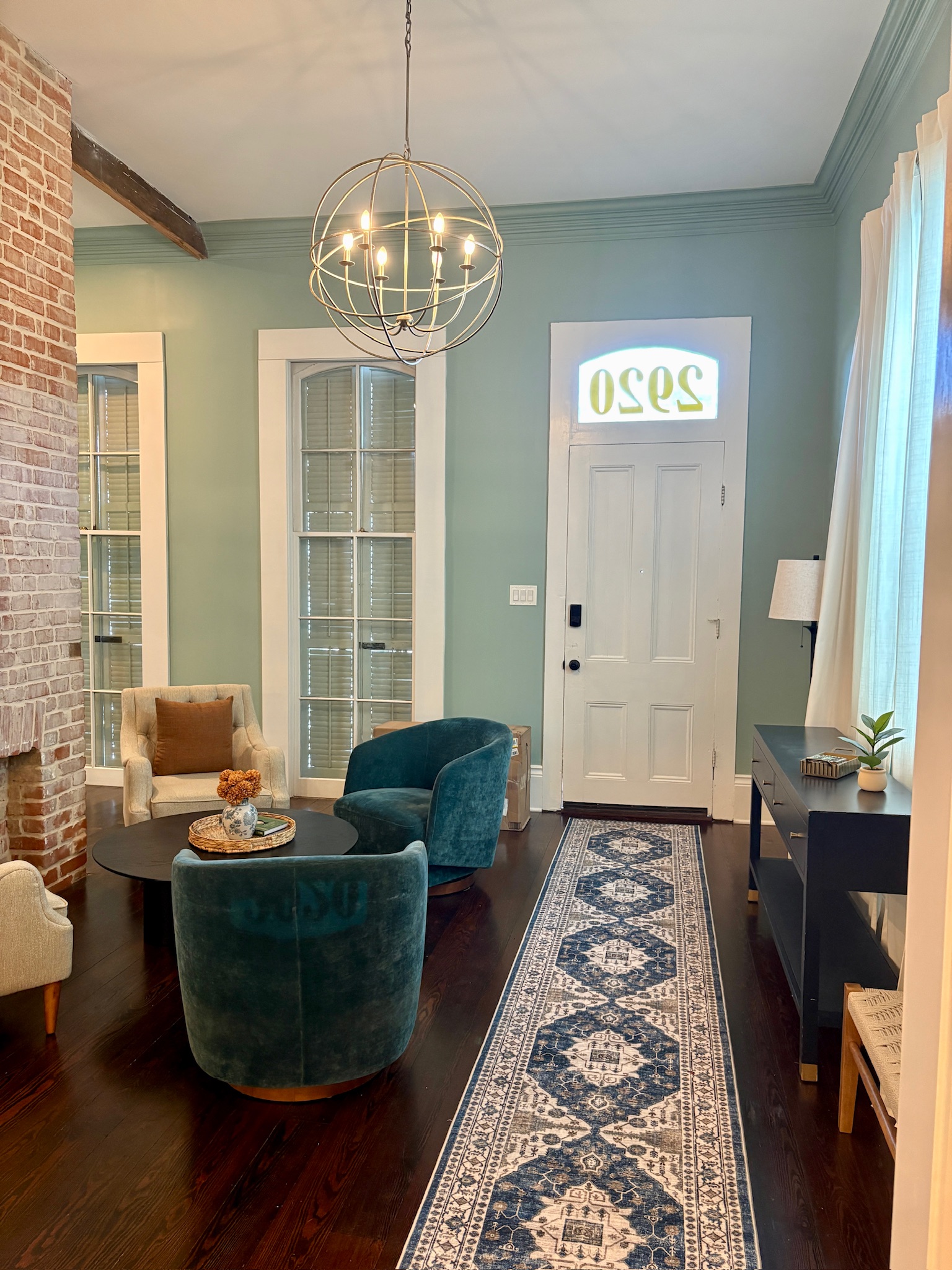 Irish Channel 2 Bedroom Home with Yard