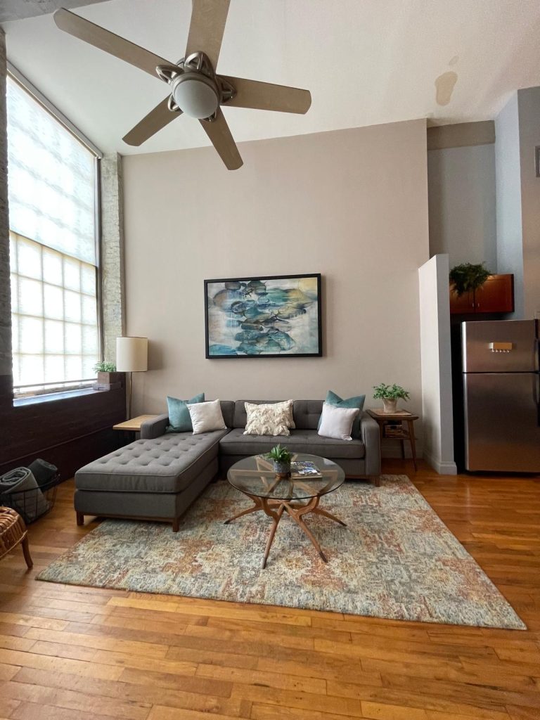 Furnished loft in Warehouse District New Orleans