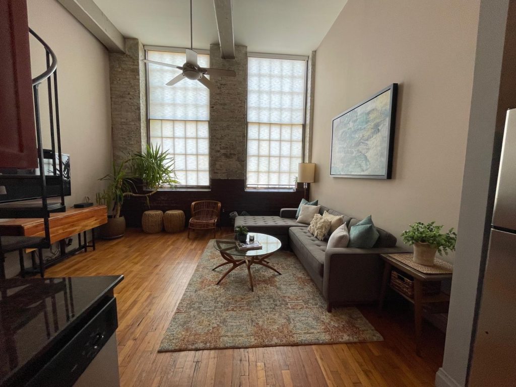 Furnished loft in Warehouse District New Orleans